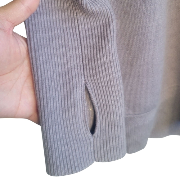 lululemon athletica Grey Purple Cardigan NWOT - Picture 6 of 11